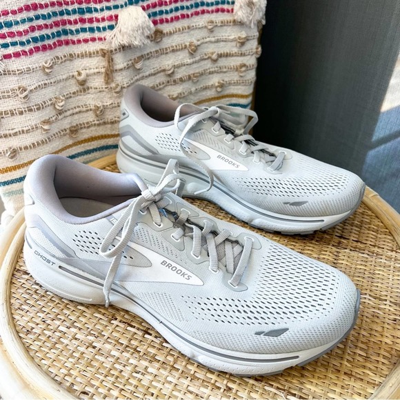 Brooks Shoes Brooks Ghost 5 Oyster Alloy White Roadrunning Sneakers Womens Size 12 Poshmark